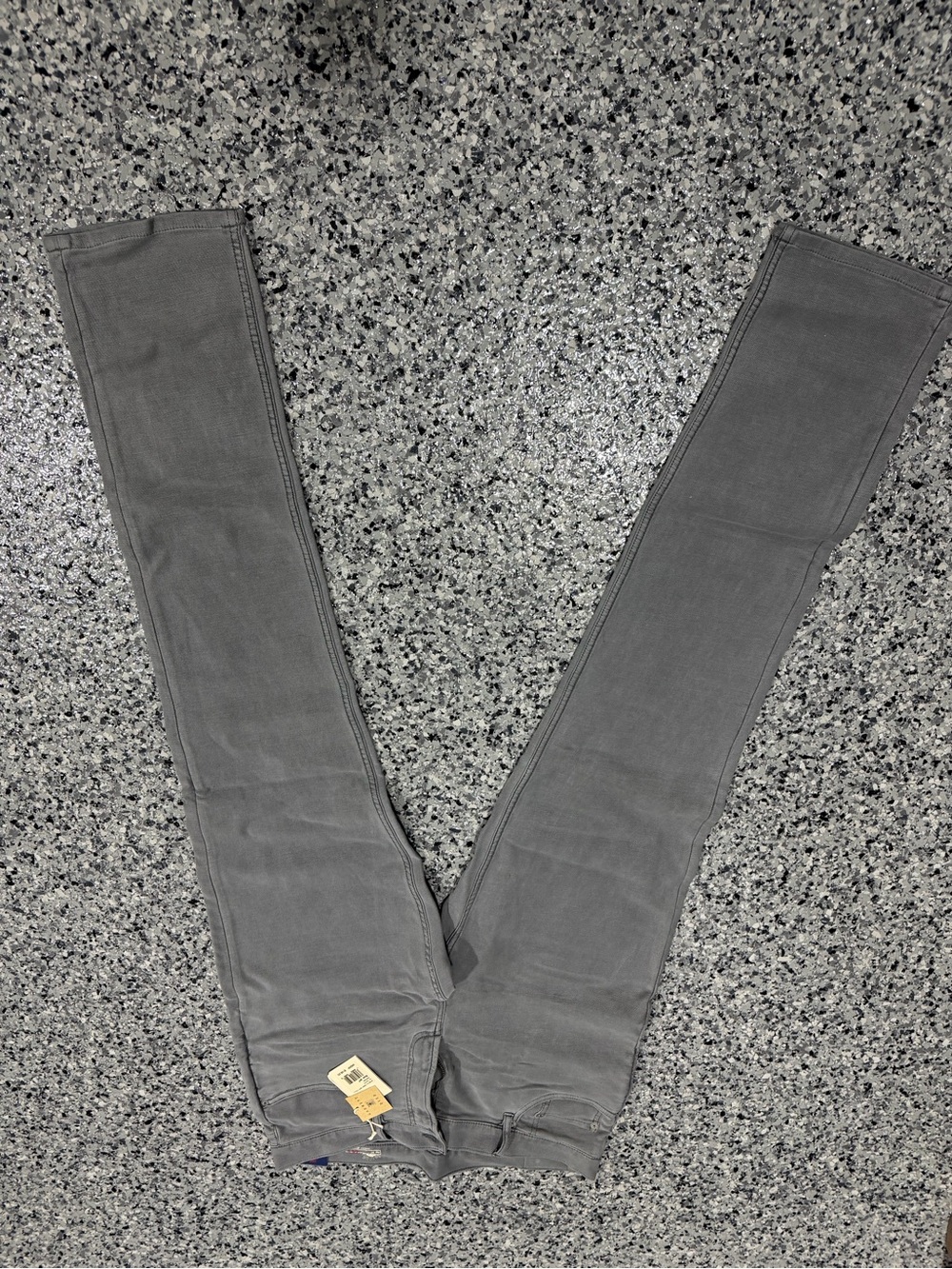 Faherty Charcoal Slim Chinos